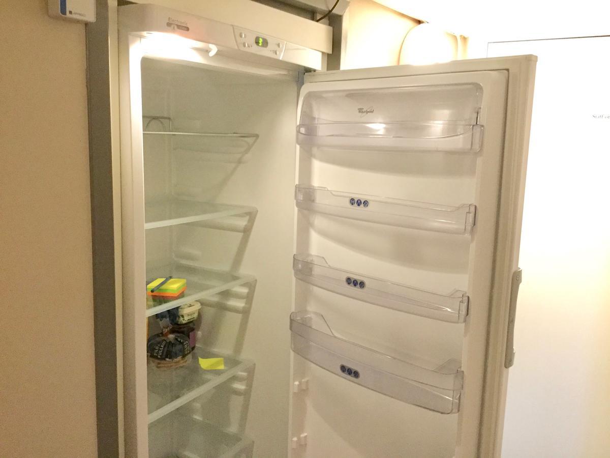 Selmas Hytt Och Salong Hostel Uppsala Bagian luar foto