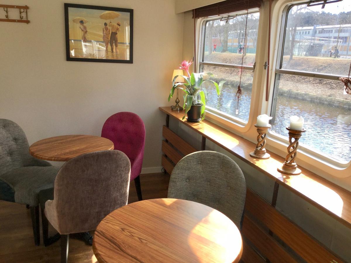 Selmas Hytt Och Salong Hostel Uppsala Bagian luar foto