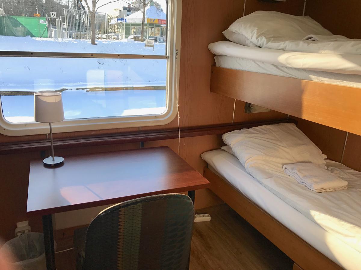 Selmas Hytt Och Salong Hostel Uppsala Bagian luar foto
